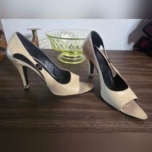 Versace Vintage Peep Toe Beige Leather Heels 37